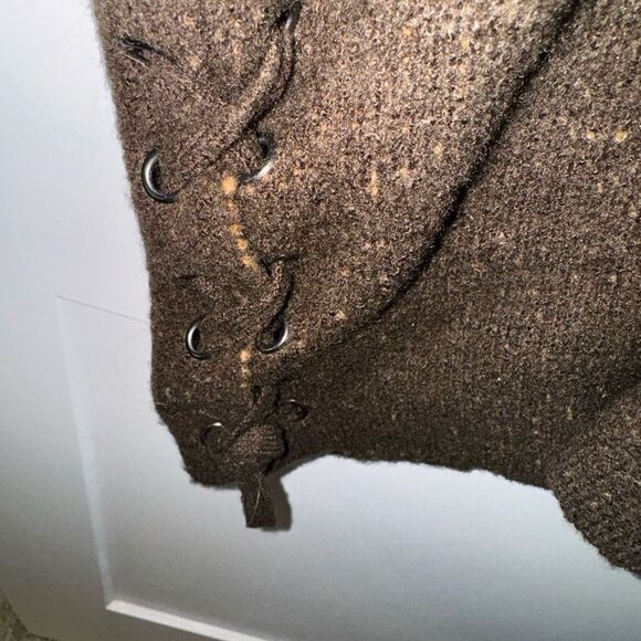 OUTBACK TRADING COMPANY BRAND WOMENS SWEATER - Picture 2 of 5